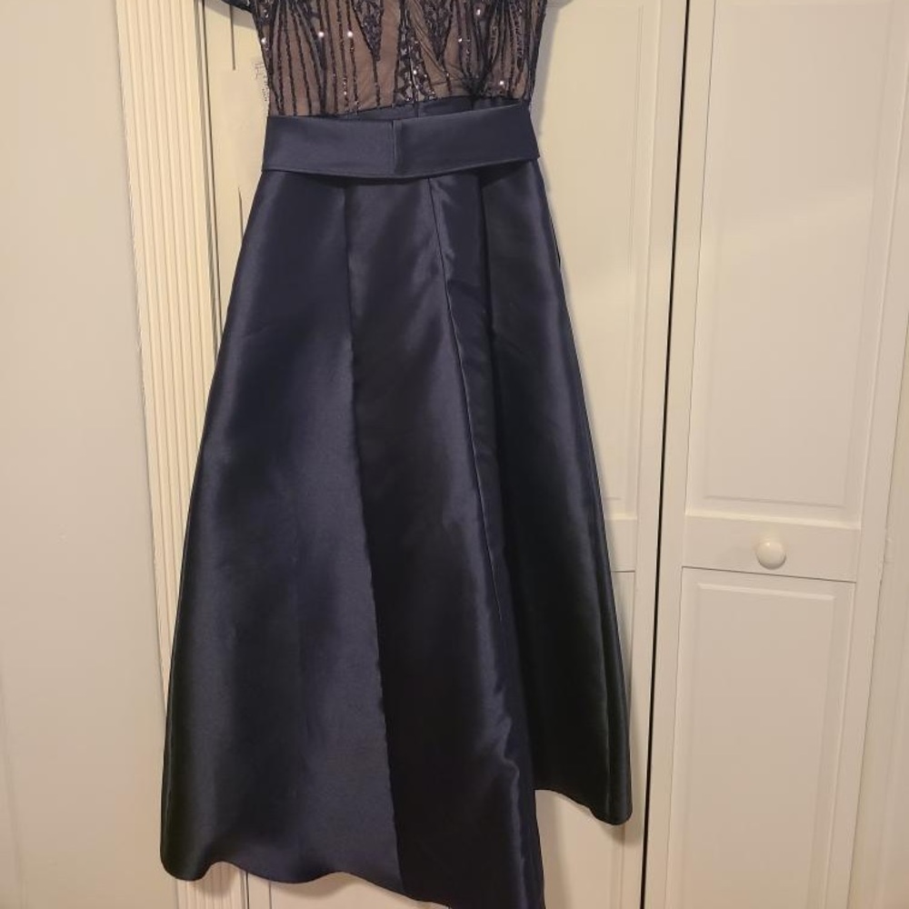 R&M Richard’s midi dress - Picture 2 of 2